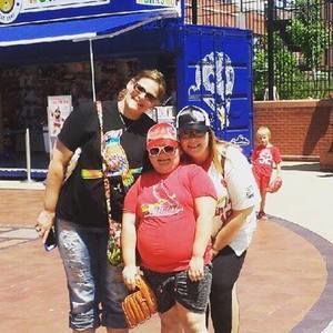 Meet your Posher, Emily